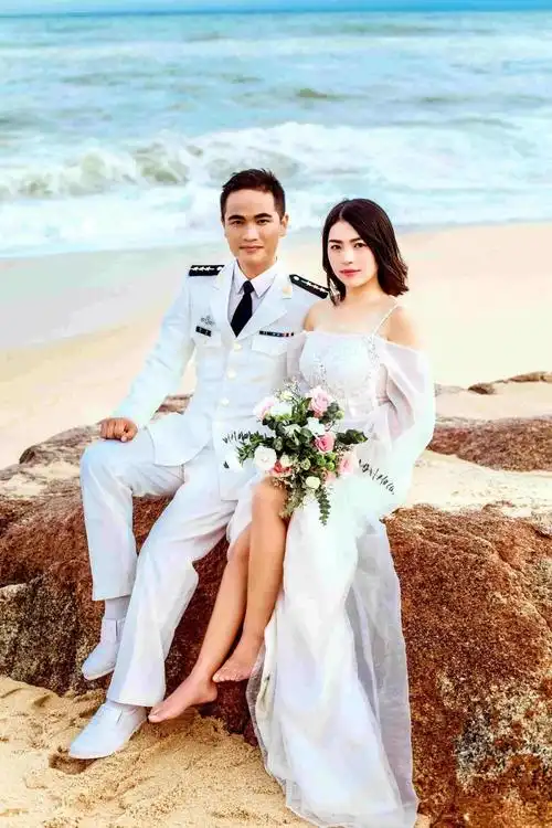 "一封家书书写亲情至爱故事,一篇日记坦露军人家国情怀.