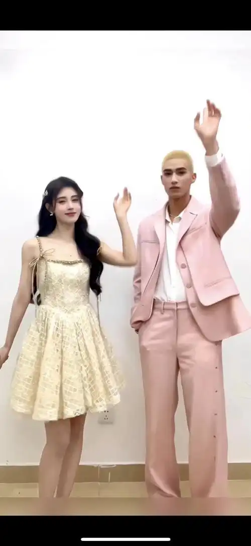 鞠婧祎米卡时隔两年再合作##鞠婧祎米卡合拍视频