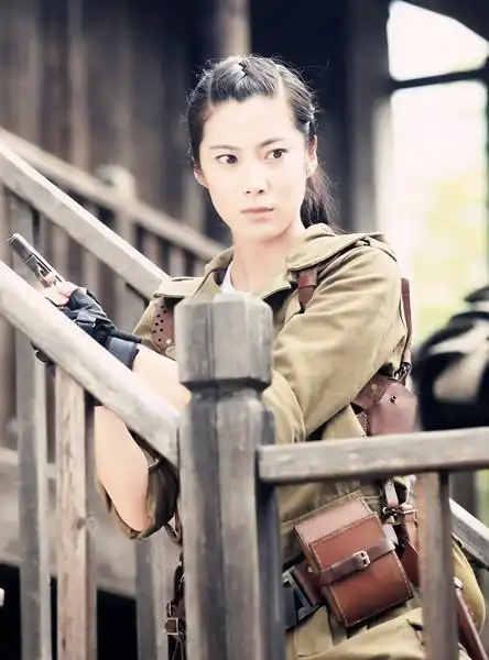 王珂铁血使命五姐妹较劲打打闹闹收视火