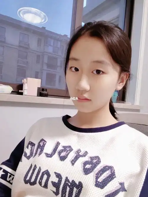 初二学生党素颜这样美吗