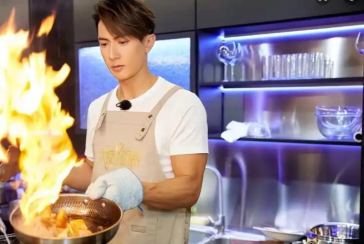 小知识吴尊个人资料介绍及现状44岁吴尊近照曝光