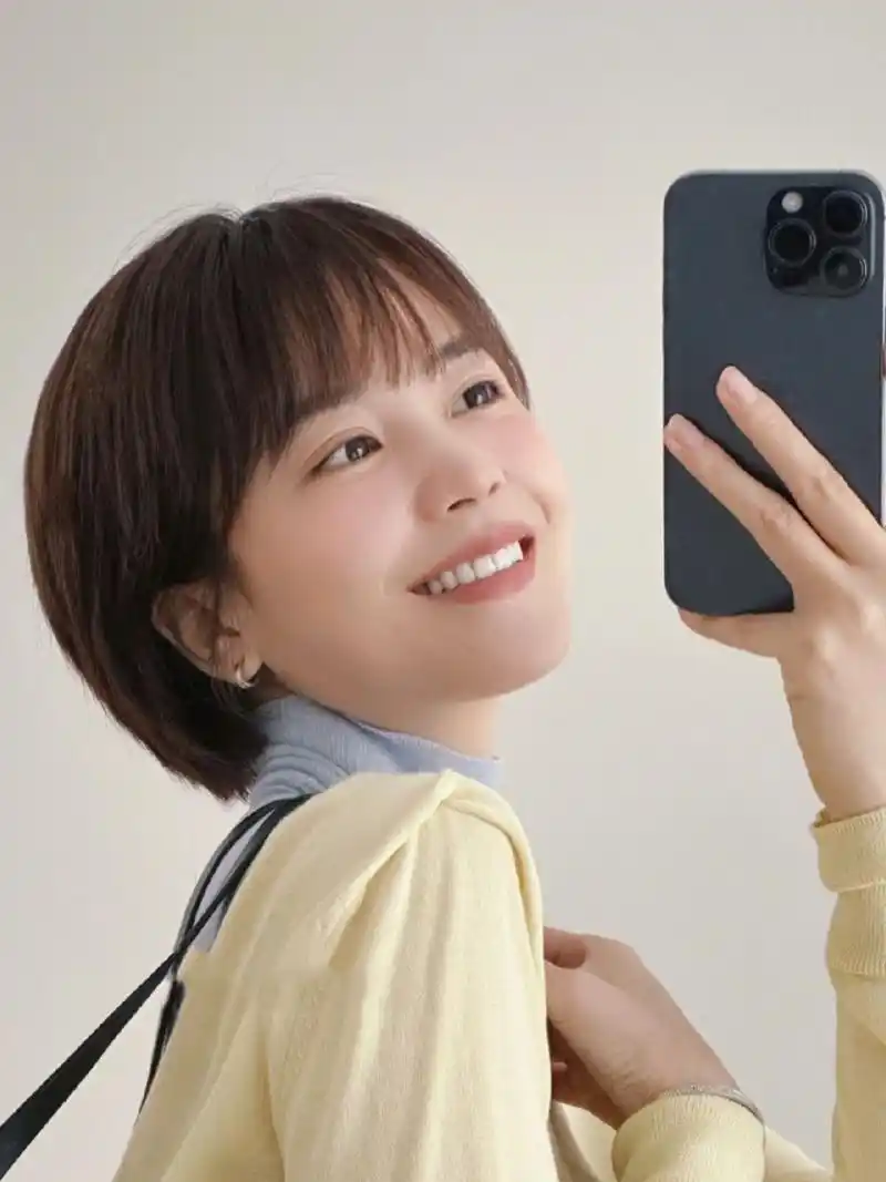 短发小姐姐 圆脸方脸短发分享 细软扁塌适合短发分享 用很多种层次