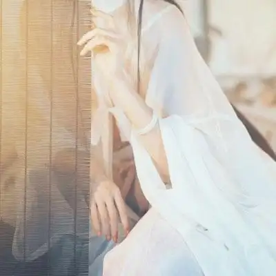 白衣唯美古风女生头像古风头像女唯美淡雅部位手指图片