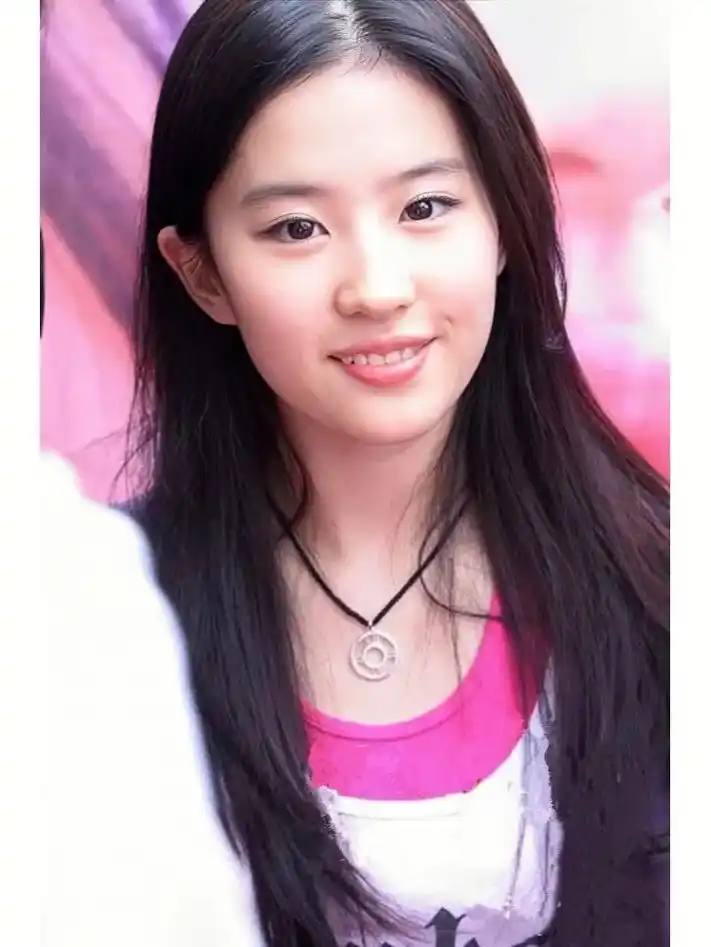 我就喜欢看刘亦菲笑.希望她可以一直这样开心 #刘亦菲  #刘 - 抖音