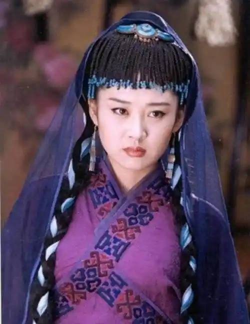 50岁许晴越老越风韵年轻时她竟有一张土肥黑肉脸