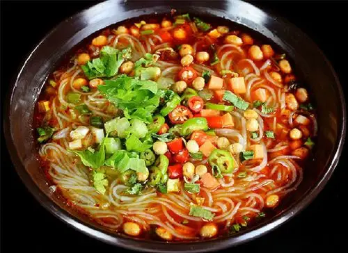酸辣粉的热量让你担忧?拒绝高热量轻松享受美食的诱惑