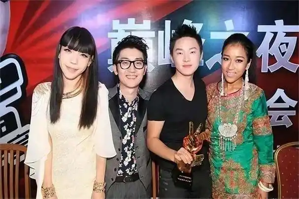 《中国好声音》12年后,11位冠军差距拉开,真红还是假红一看便知