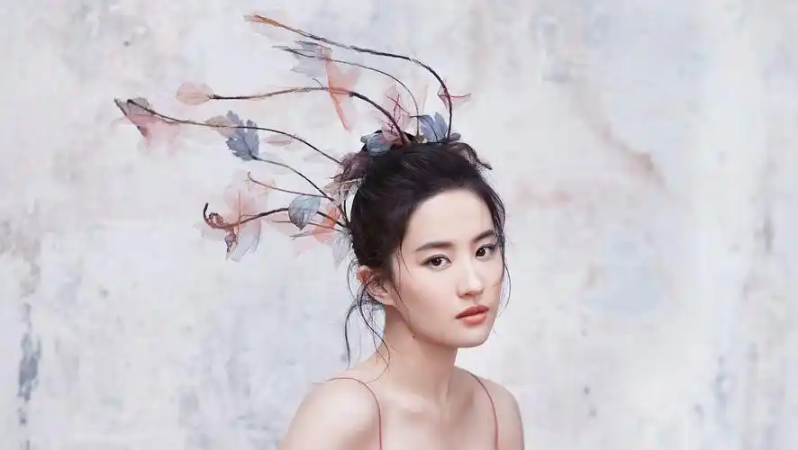 21时尚芭莎7月刊o刘亦菲手机壁纸67676767不气和4pm都是我