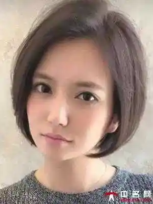 适合夏天的女生短发发型清爽又时尚