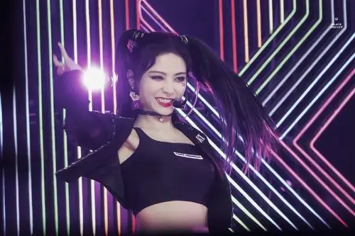 青春有你2 许佳琪《非日常狂欢》饭拍高清