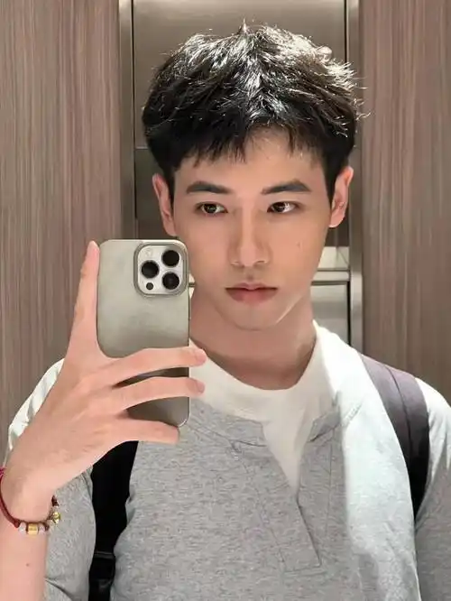 男生发型|开学夏日必备男生发型