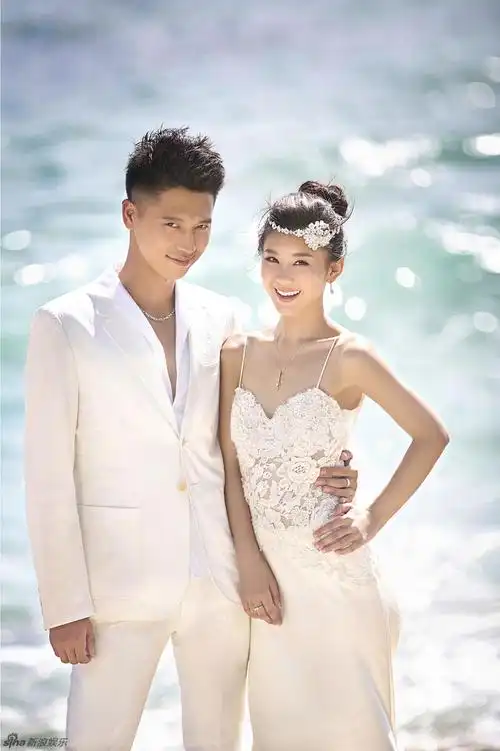 组图:王雷爱妻李小萌怀孕 生活照曝光甜蜜恩爱【13】