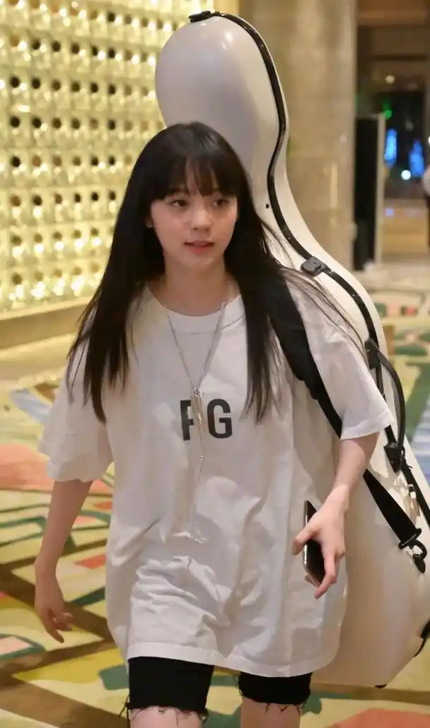 云南歌手小娜娜的个人资料