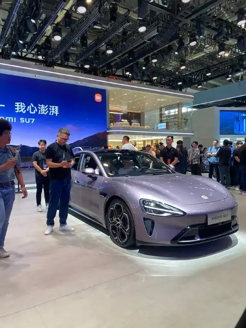 北京车展#这是第三次来北京车展了,现场偶遇了雷总～小米真是太涣了