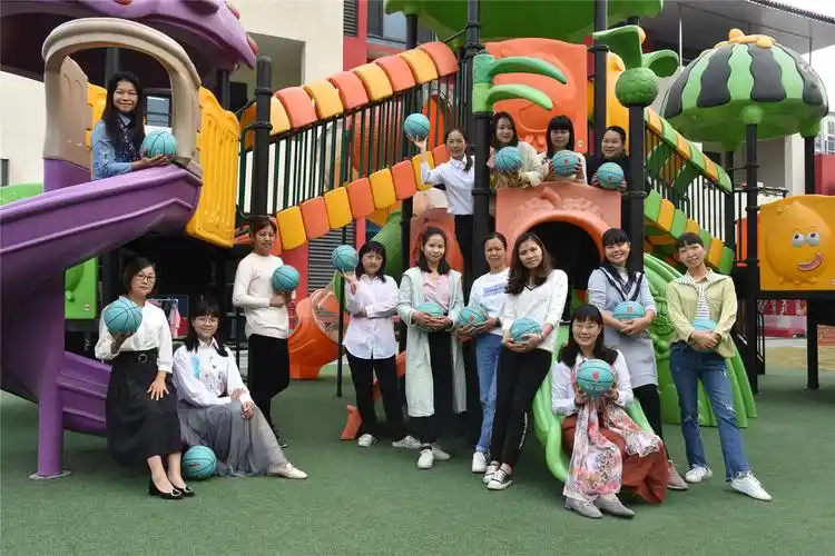 阳山县碧桂园幼儿园体育教研组荣获"全国巾帼文明岗"称号