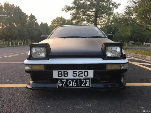 头文字d ae86自家用豆腐车