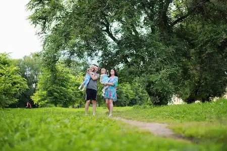 双胞胎女儿图片