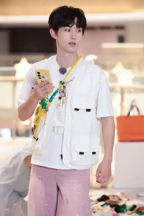 郭俊辰 成为小时候讨厌的样子