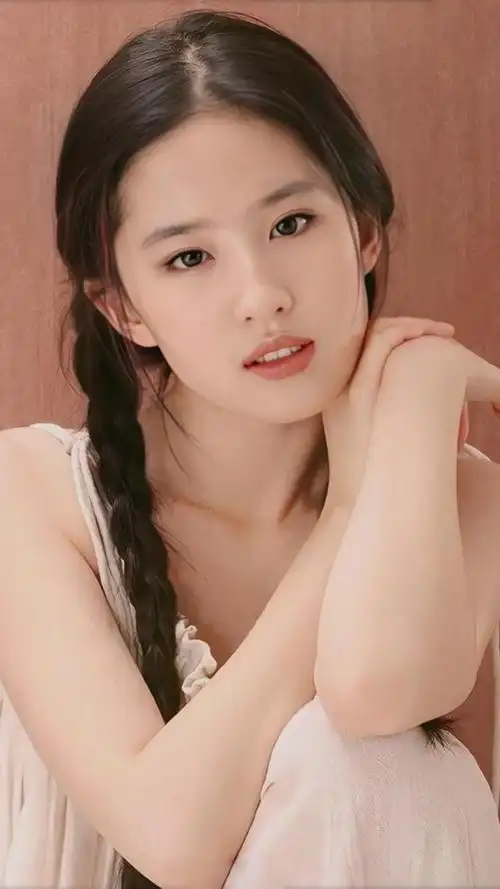 刘亦菲精美壁纸:优雅妩媚迷人,仙气十足!
