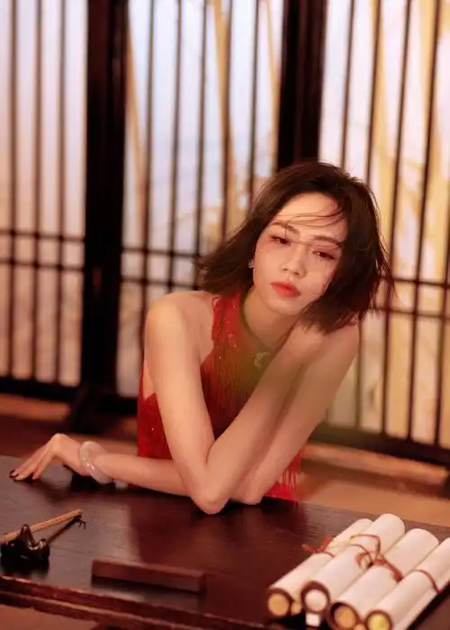 刘惜君粤语版彩云追月##央视元宵晚会