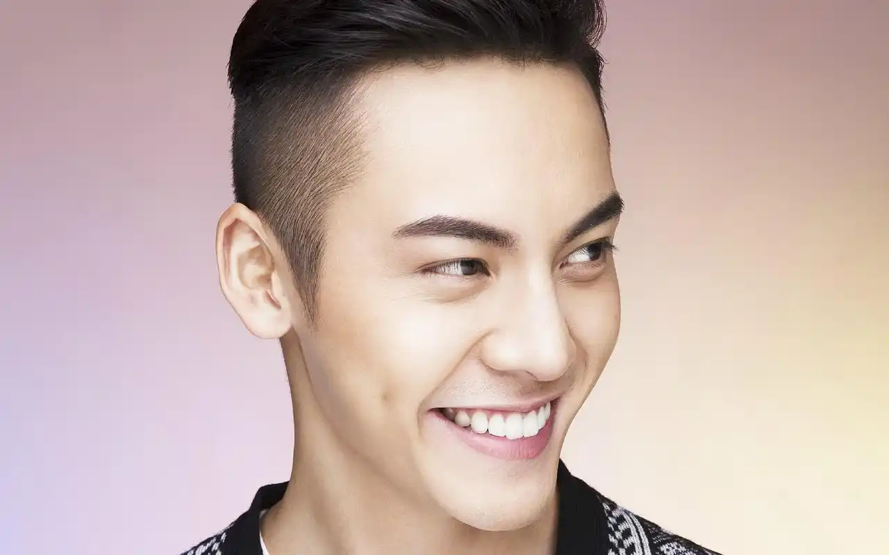 陈伟霆帅气写真桌面壁纸,高清图片-壁纸族