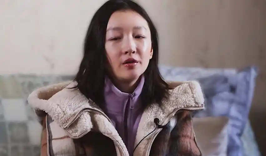 大嘴,驴脸,平胸,长相普通却硬要演"绝世美女",谁给的勇气?