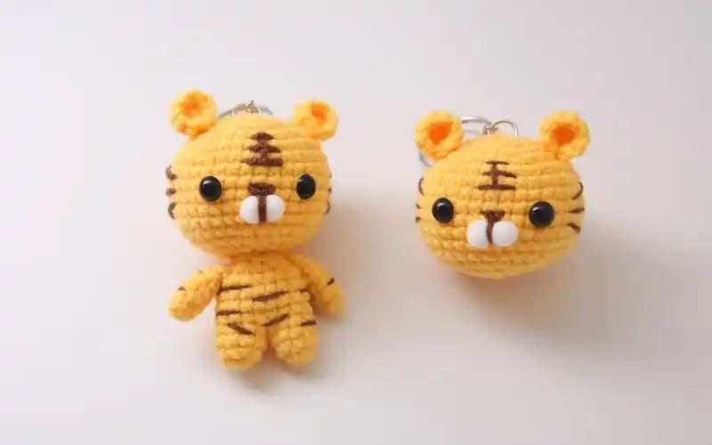 【新手编织教程】小老虎 玩偶小挂件 毛线钩针diy手工编织教程 米妈