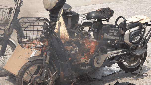 徐州人注意电动车电池引发火灾威力超乎你想象