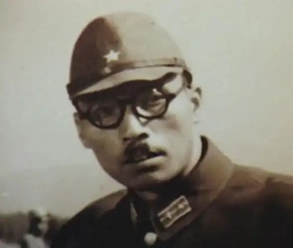 一直扮演反派角色的葛存壮,认真塑造着每一个角色:从《小兵张嘎》中的