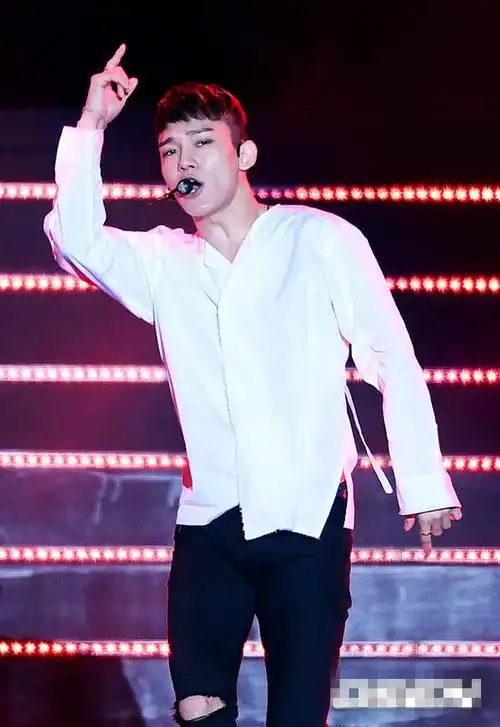 exo,nct齐亮相"亚洲音乐节" 张艺兴《what u need》舞台首次公开