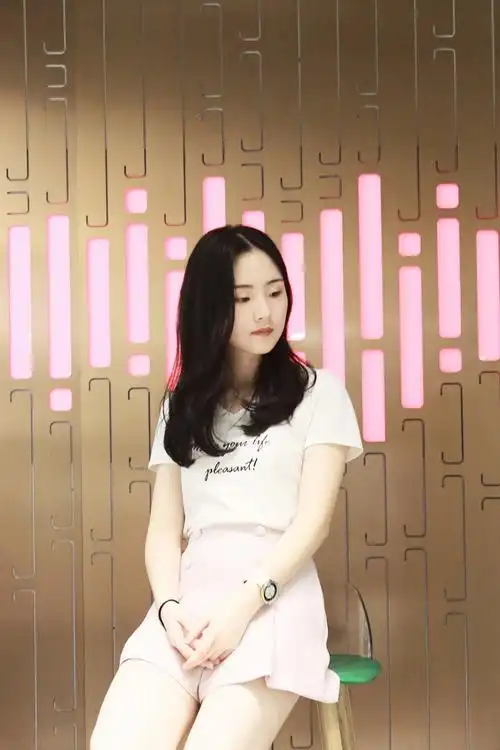 "优等生"郭沁探索音乐不止,"好声音学姐"坚持初心不变