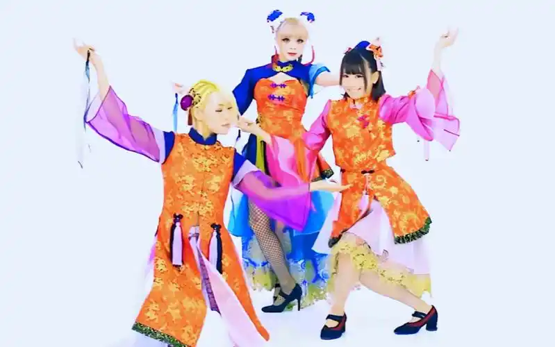 美依礼芽maria【桃源恋歌】二胡响起瞬间就沦陷了!