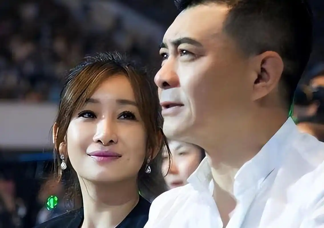 王新军,唐静与秦海璐:演艺圈的离合悲欢 王新军,这个名字可能不为大众