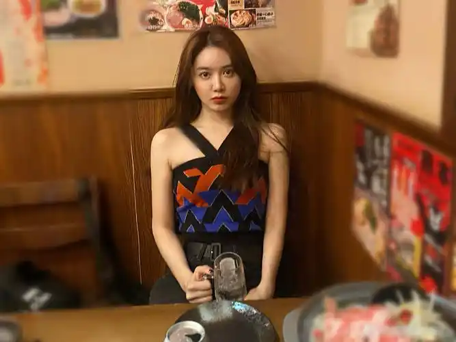 湖人队女主播美娜:浓眉哥以后的外号就是ad钙奶