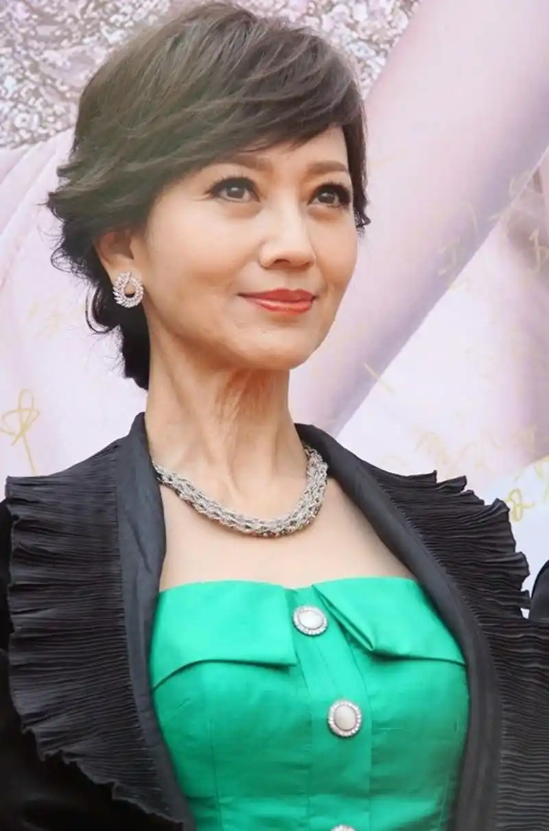 赵雅芝一生中最恨的两个人,一个抢她的男人,一个爆了她的婚外情