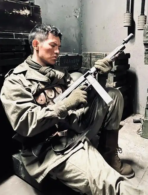 李少红 饰演:白边《景岚闻》导演:算 饰演:仓乔剧集类:《夏洛特烦恼》