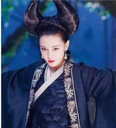 迪丽热巴最丑的几个古装造型第一个似牛魔王最后一个老十岁