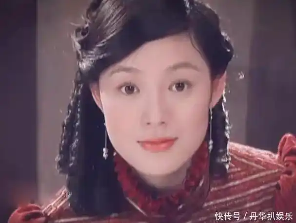 颜值高不一定驾驭得了民国弹簧卷这10位女星的装扮令人眼前一亮