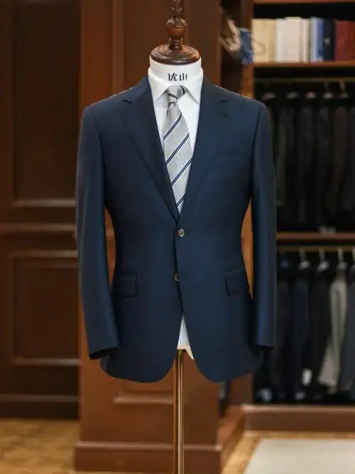 杰尼亚zegna藏青色面料西服套装