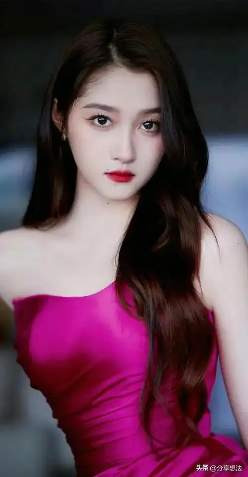 关晓彤明星壁纸(26)_网易订阅