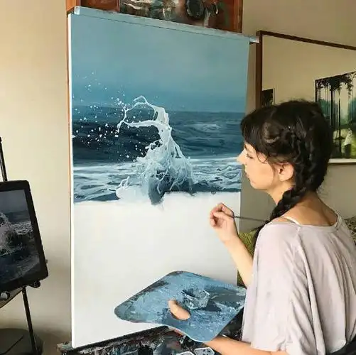 画画的女生都好美