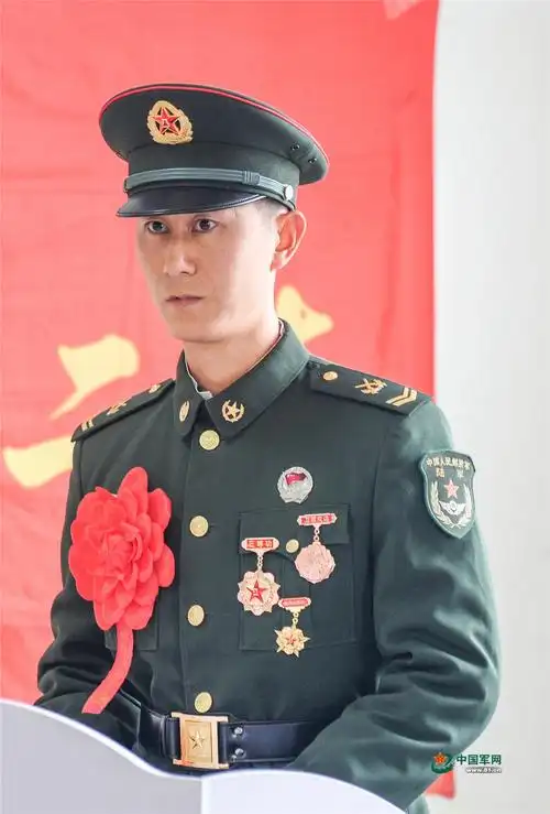 向他致敬!幕后的"枪王"要退伍了