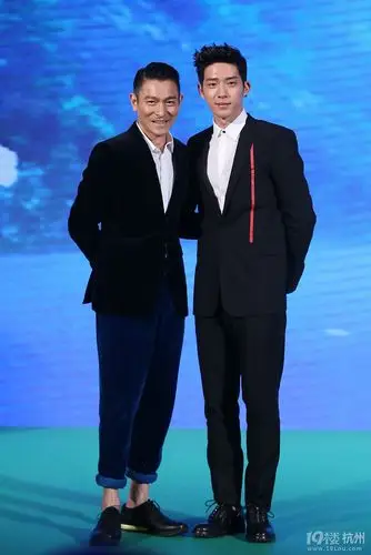 内地男明星和刘德华合影的明星都有谁_百度知道