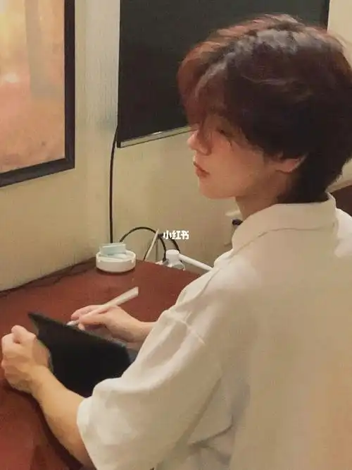 女生最理想的男朋友的发型碎盖头