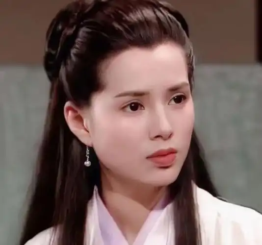 50多岁仍没有结婚的三位女明星,每一个都曾红极一时