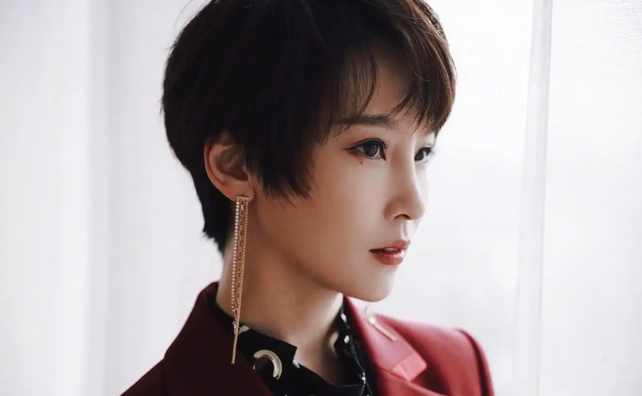 原创山河令演唱会秒没谢楠自嘲拿站票知名女歌手抢不到票