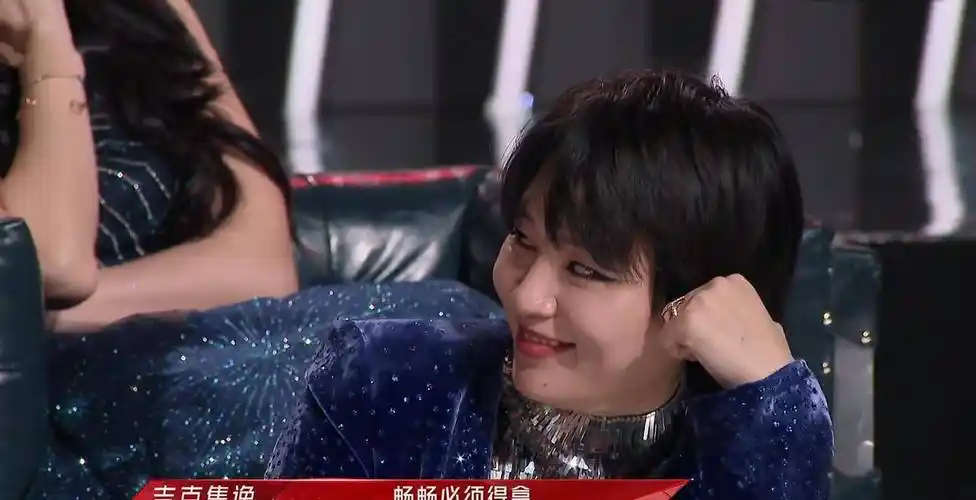 吉克隽逸拿奖被嘲是皇族,是暗藏猫腻的,周笔畅到底冤不冤?