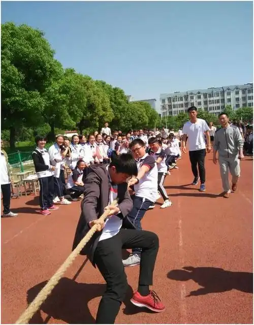司马光中学举行首届校园文化艺术节活动