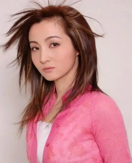 【图】摇太阳方芳新歌受好评 展现恋爱中新潮小女生的全新理念