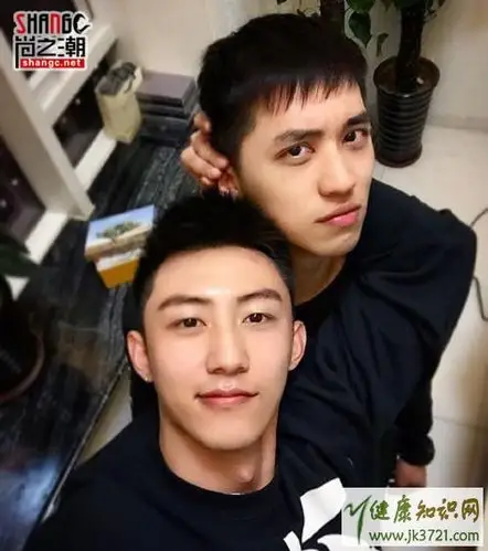 上瘾许魏洲与柴鸡蛋恋情被踢爆编剧柴鸡蛋个人资料遭深扒